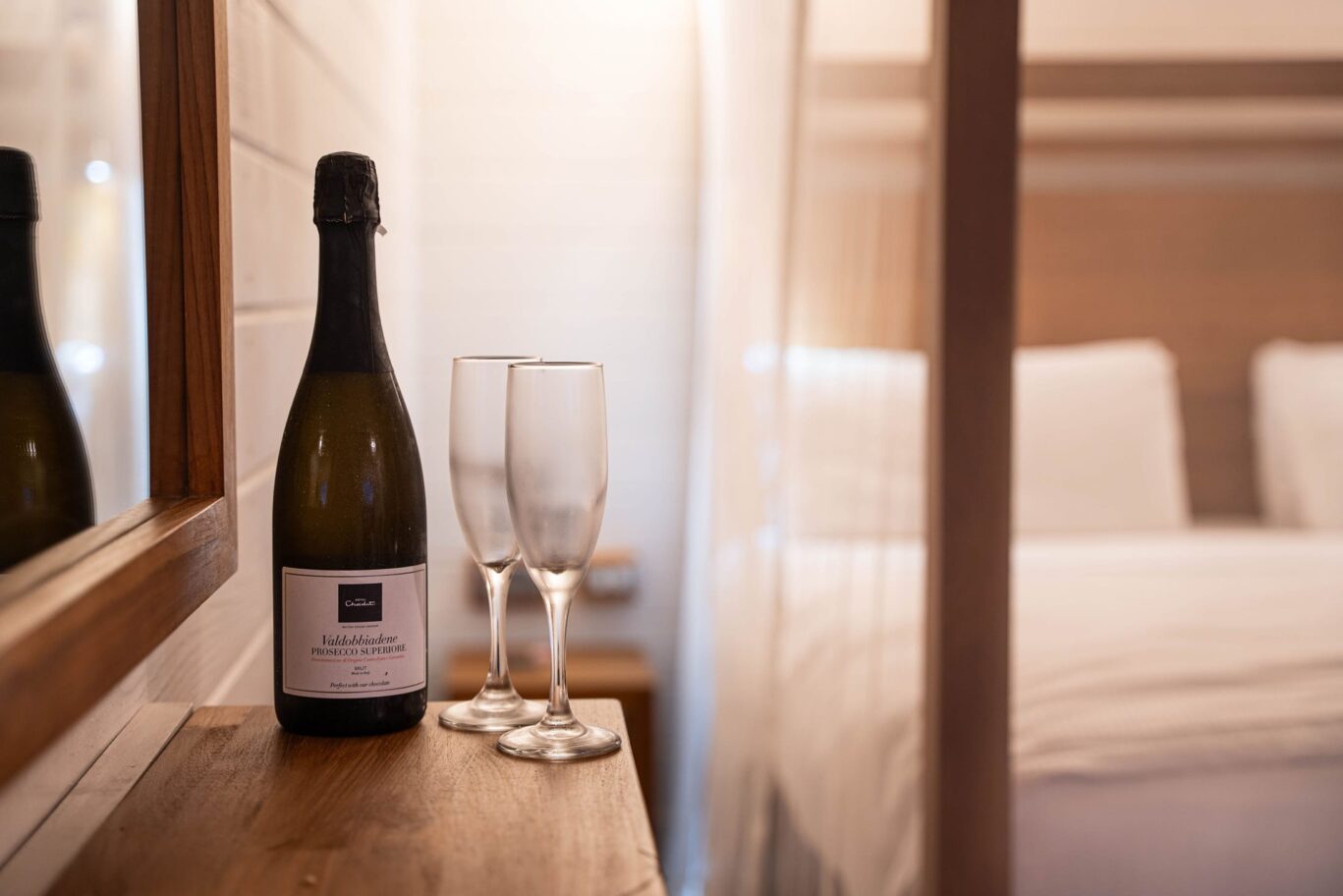 Prosecco in a Luxe_Matt Wild